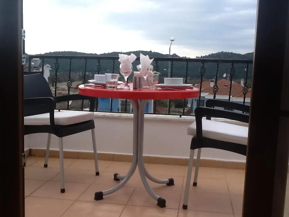 Paddys Apartments Ovacik Олудениз