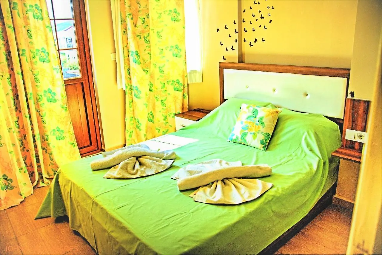 Paddys Apartments Ovacik Олудениз Турция